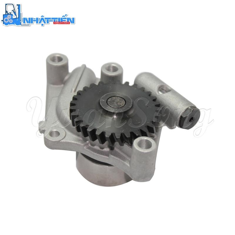 YM129900-32000 Komatsu oil pump assy